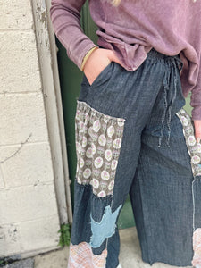 Stay Golden I Black Denim
