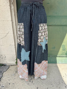 Stay Golden I Black Denim